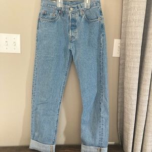 Levi’s 501 straight leg high rise jeans